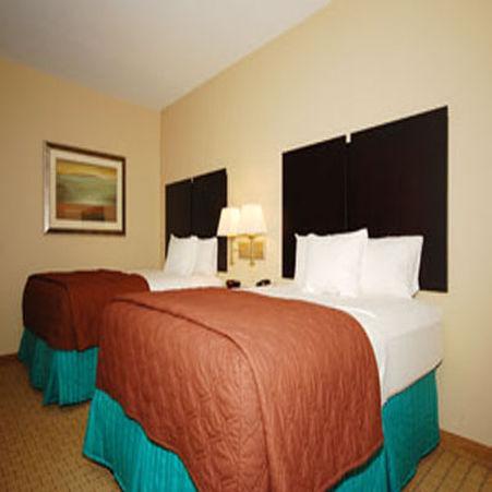 Hotel La Quinta By Wyndham Palestine Habitación foto